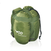 DD Hammocks Underblanket in green compact storage bag for ultimate warmth during camping.